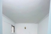 Cần bán nhà riêng nguyên căn Phố 8/3 Thanh Nhàn, 24m2, 2 ngủ, 2 WC, nhỉnh 3 tỷ